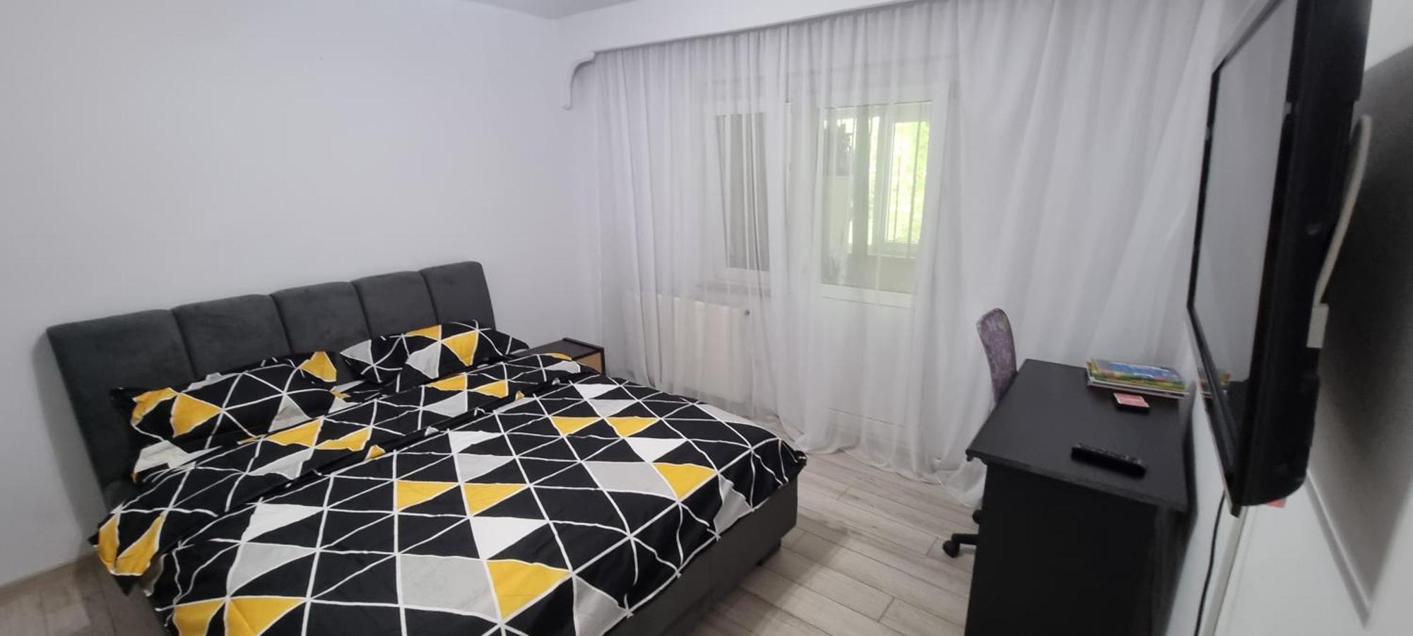 Ilona Apartament 3 Camere Рымнику-Вылча Экстерьер фото