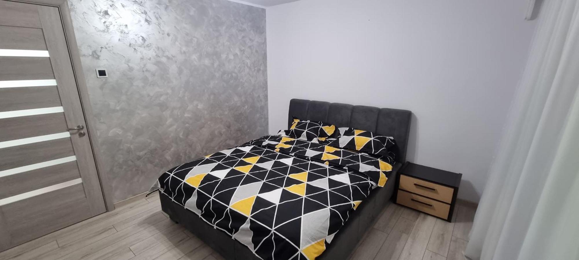 Ilona Apartament 3 Camere Рымнику-Вылча Экстерьер фото