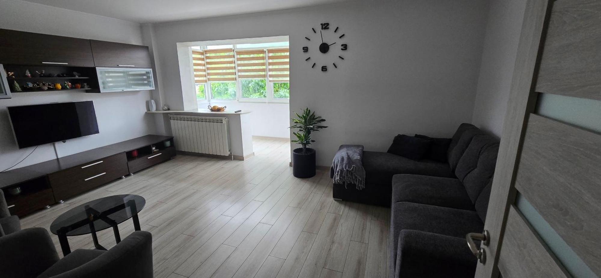 Ilona Apartament 3 Camere Рымнику-Вылча Экстерьер фото