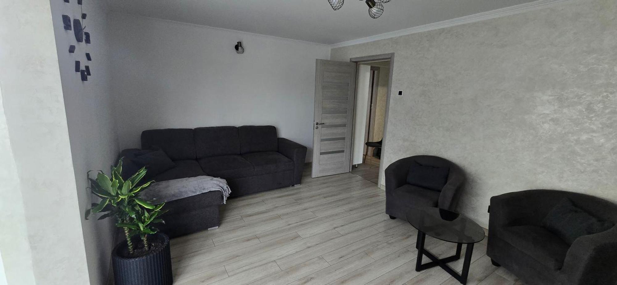 Ilona Apartament 3 Camere Рымнику-Вылча Экстерьер фото